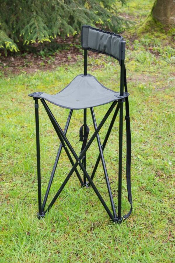 Folding chair with Verney-Carron backrest - Image 4